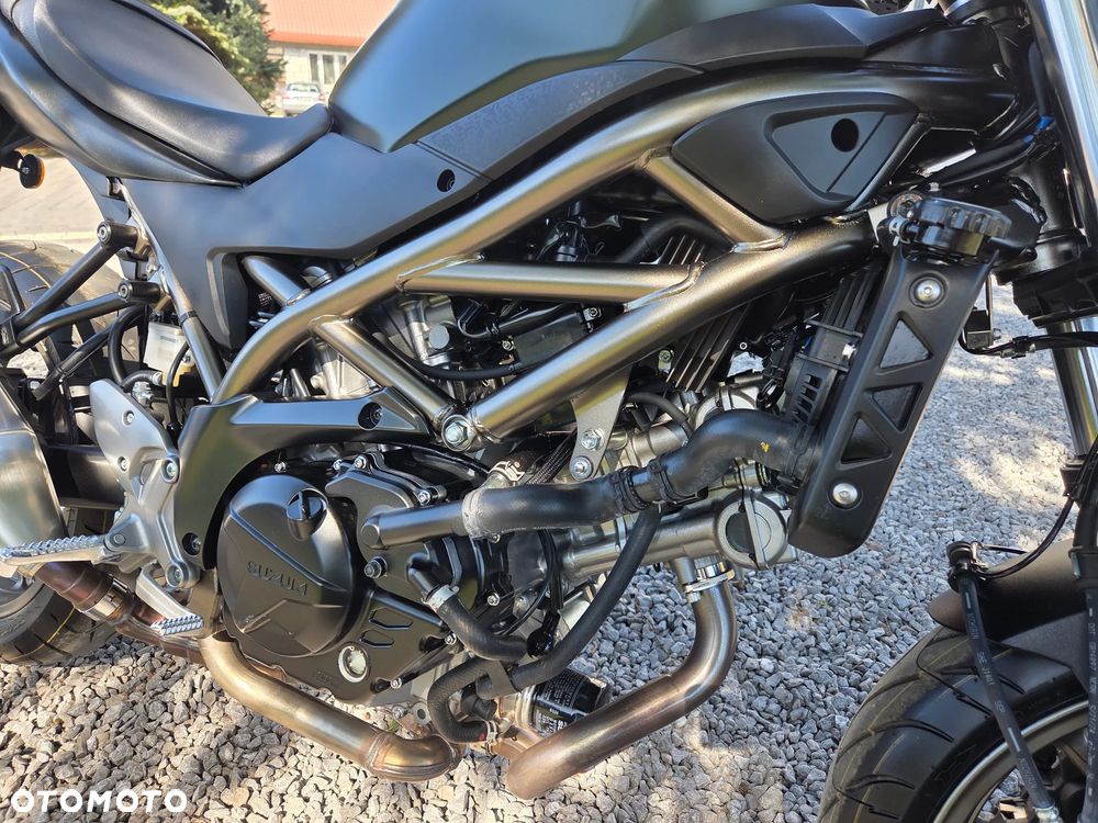 Suzuki SV - 15