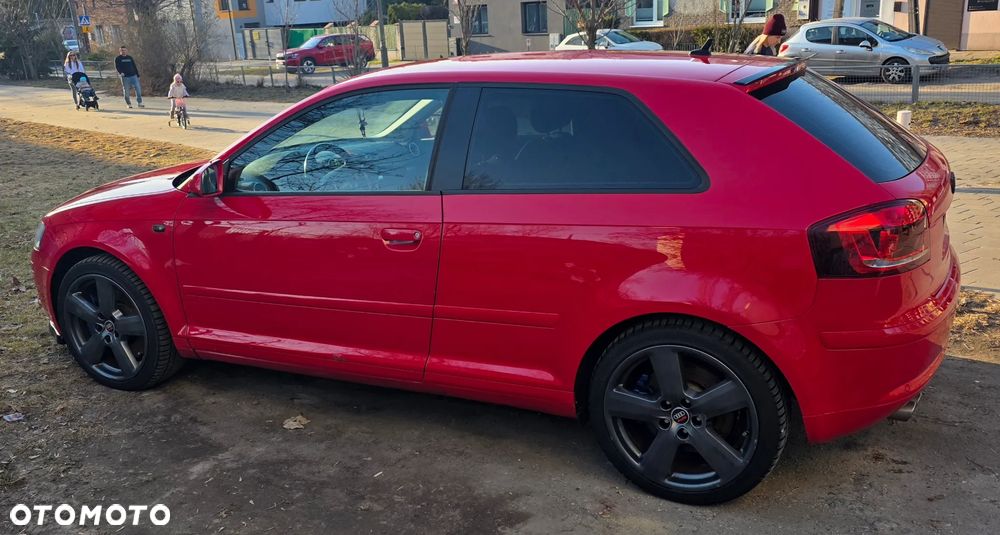 Audi A3 3-drzwiowe 3.2 quattro (DSG) S tronic Ambition - 4