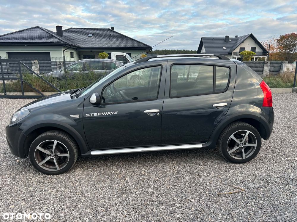 Dacia Sandero Stepway 1.6 - 17