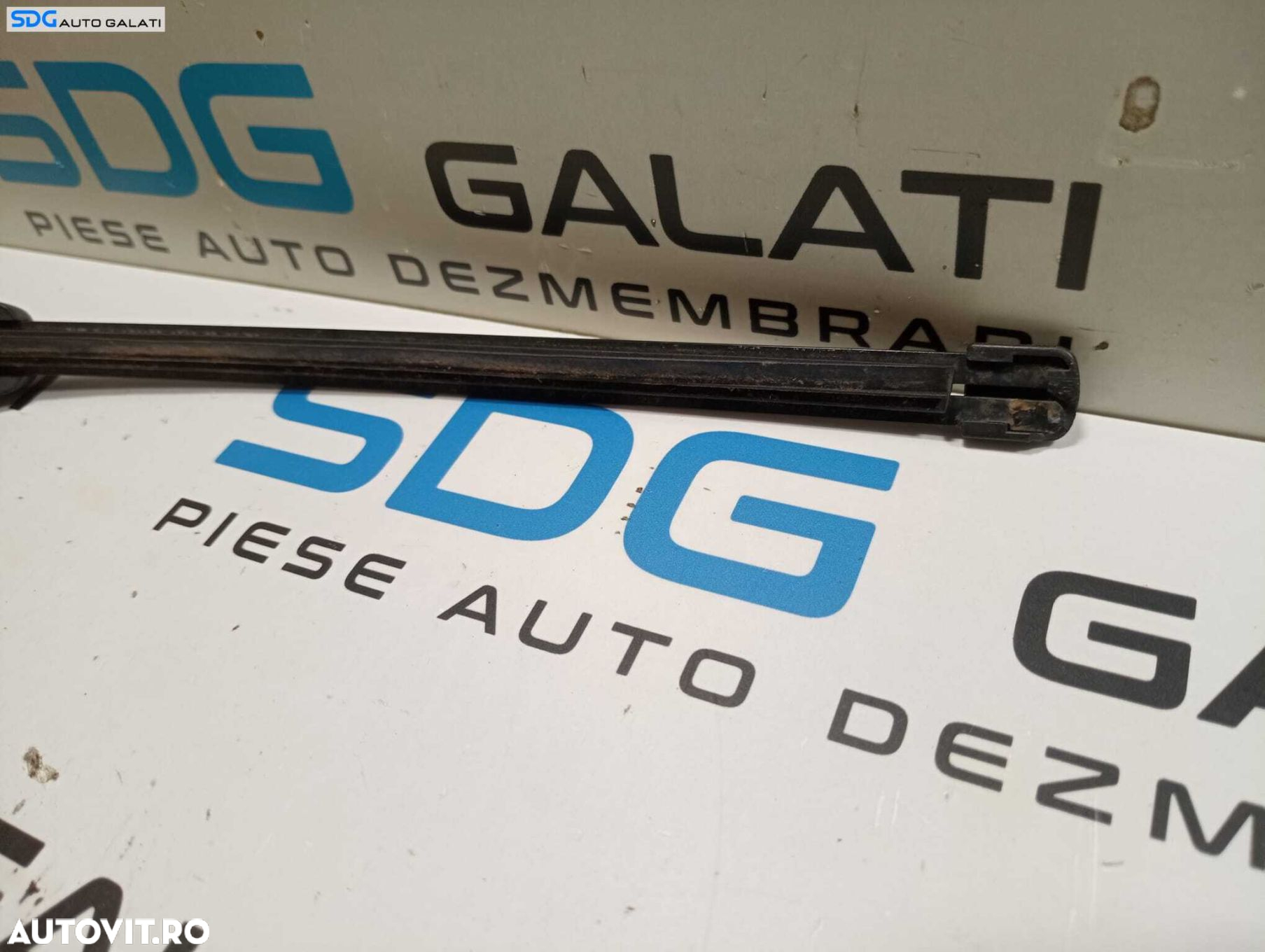 Brat Stergator Luneta Geam Sticla de pe Hayon Haion Portbagaj Volkswagen Touran 2003 - 2010 Cod 1T0955707A [M7240] - 3