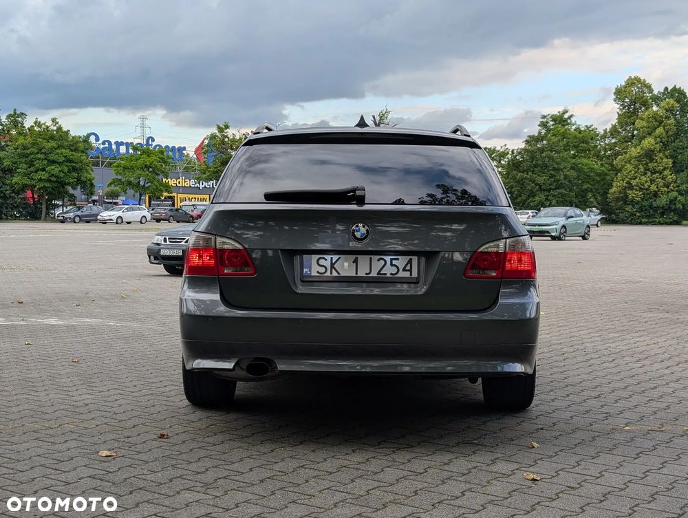 BMW Seria 5 520d - 5