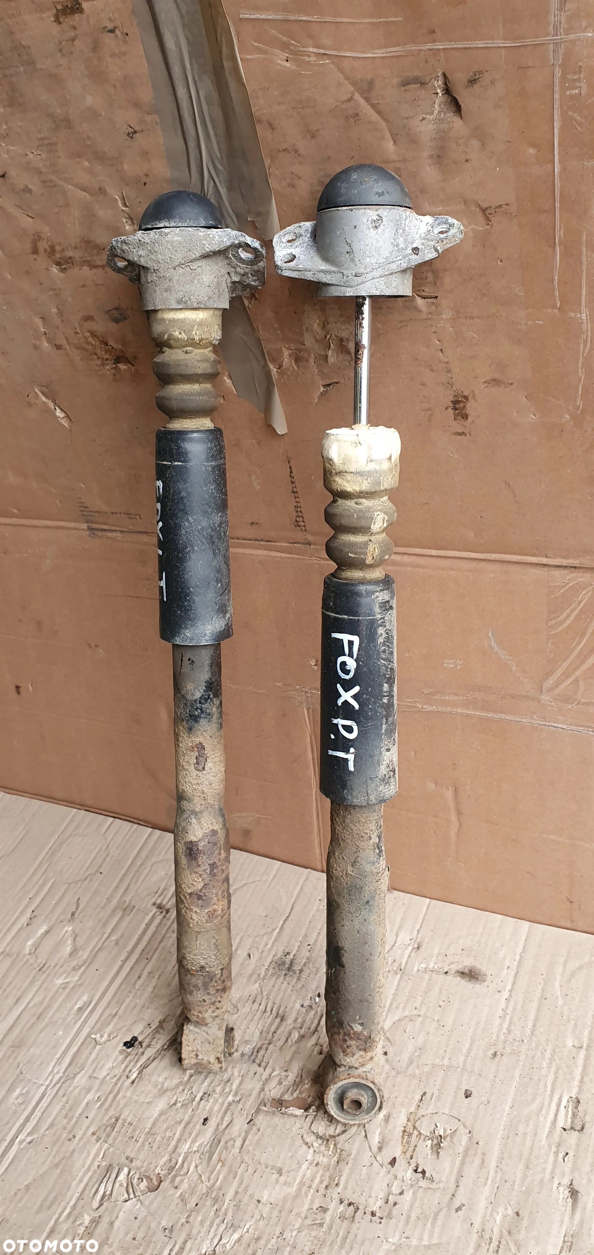 Amortyzator prawy lewy tył tylny komplet VW FOX 5Z0512011 - 3