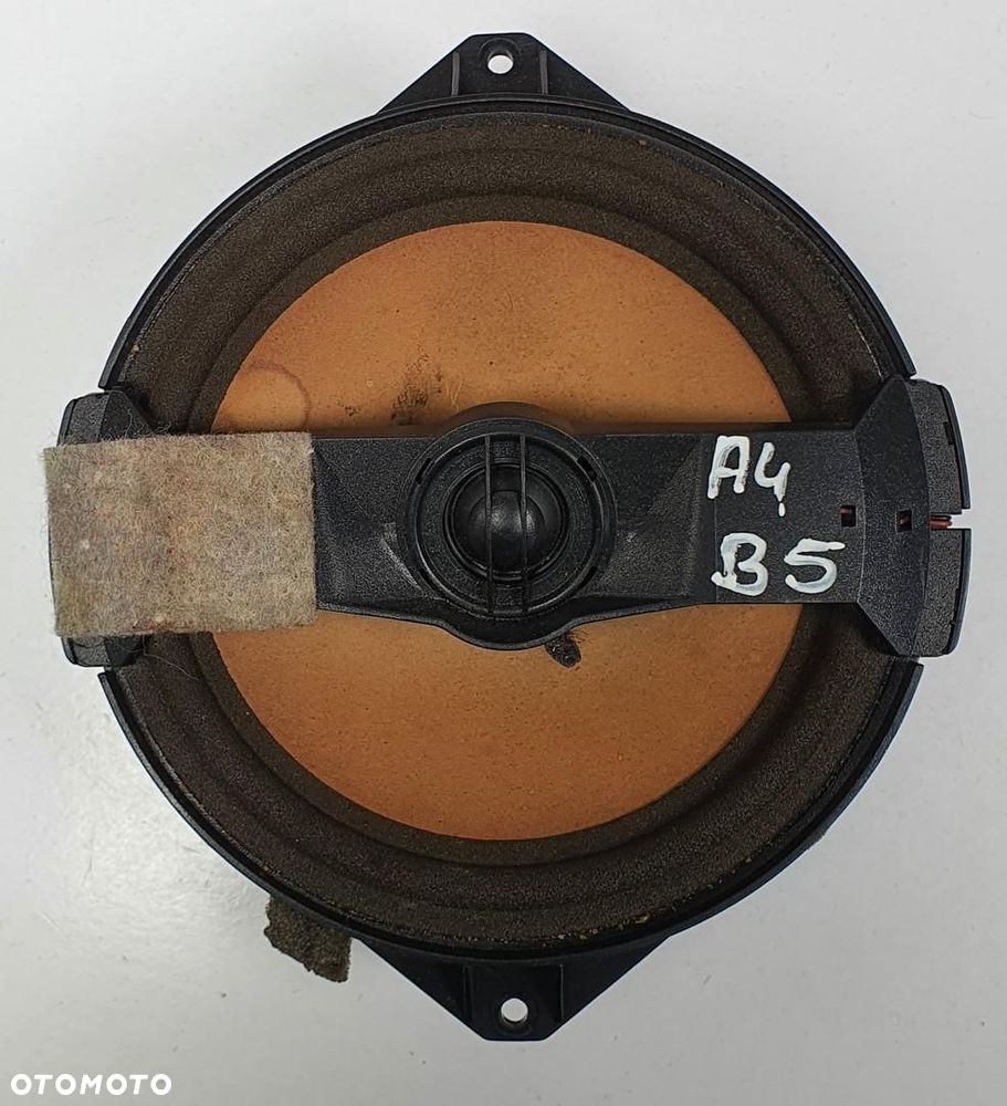 GŁOŚNIK PRAWY TYŁ TYLNY AUDI A4 B5 8D5035401B - 1