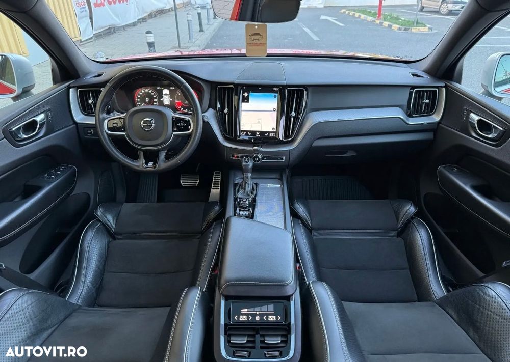 Volvo XC 60 D4 R-Design - 3