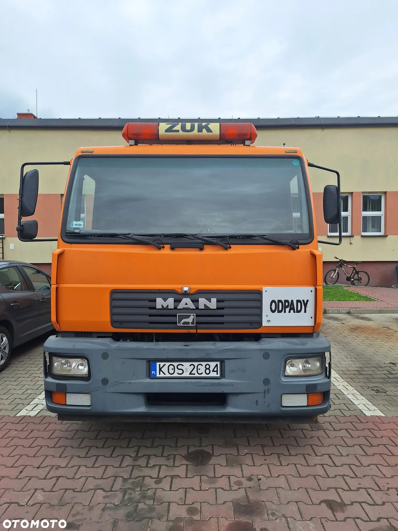 MAN LE - 2