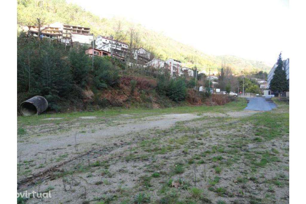 Excelente terreno Centro do Geres - Braga. - Grande imagem: 4/5