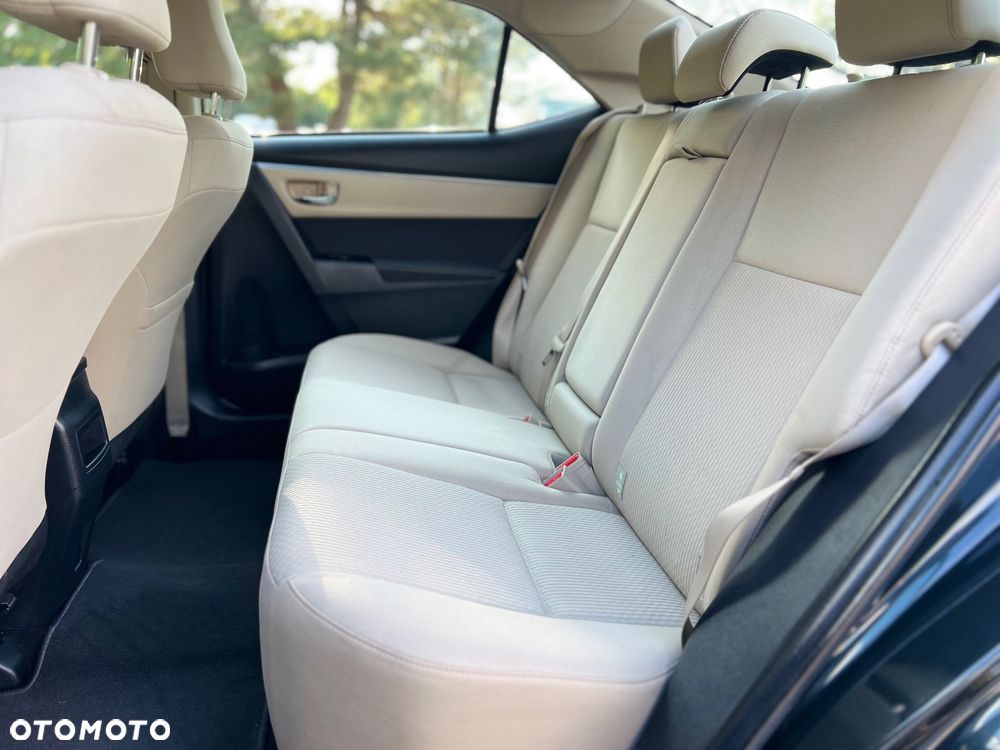 Toyota Corolla 1.6 Premium - 22