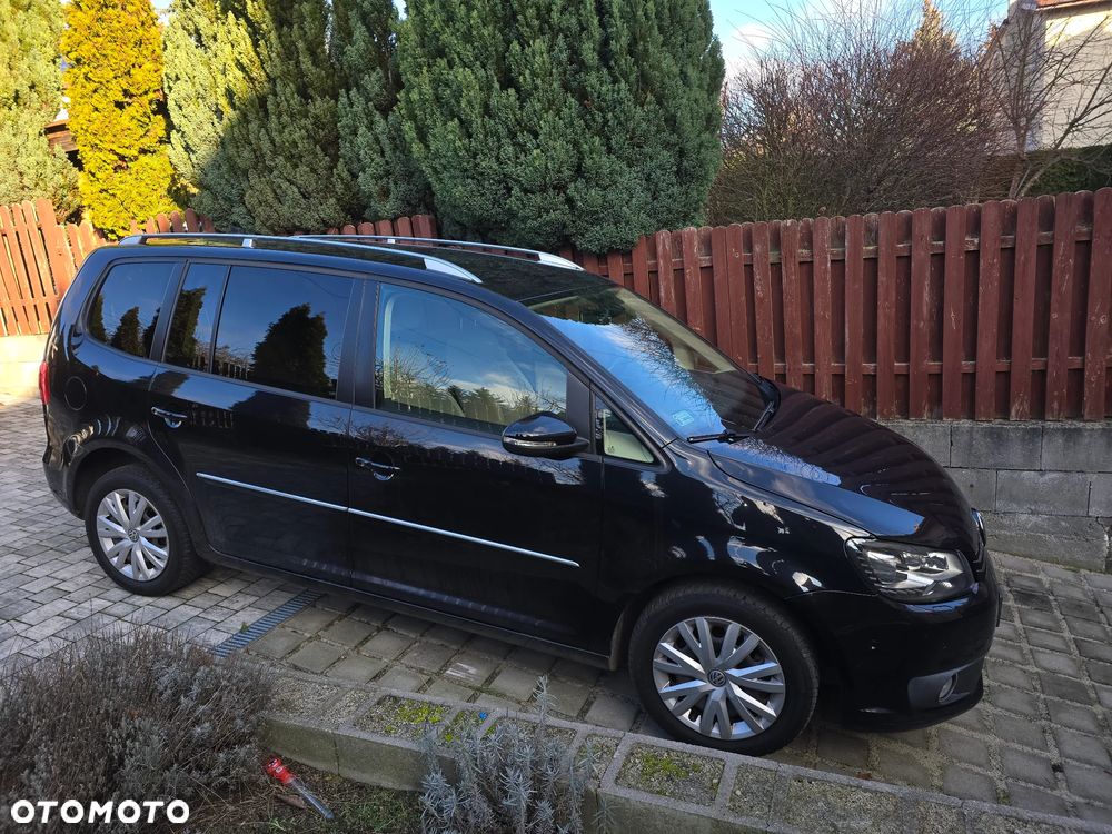 Volkswagen Touran 2.0 TDI DPF Highline DSG - 3