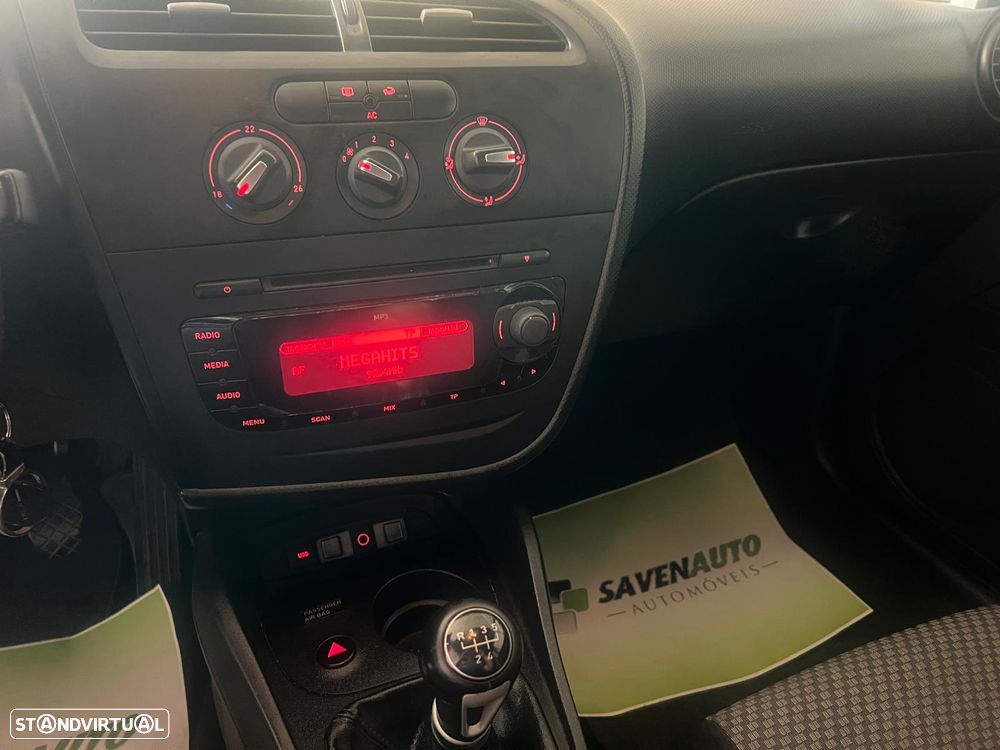 SEAT Leon 1.6 TDI ECOMOTIVE Sport Start/Stop - 7