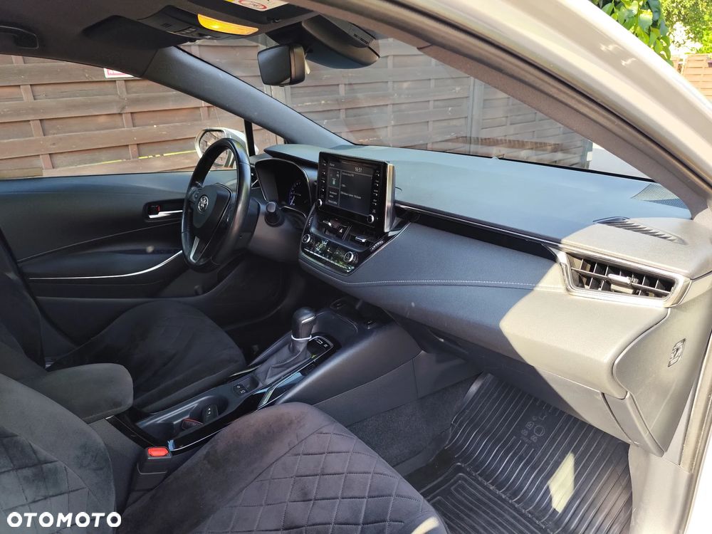 Toyota Corolla 1.8 Hybrid Comfort - 19