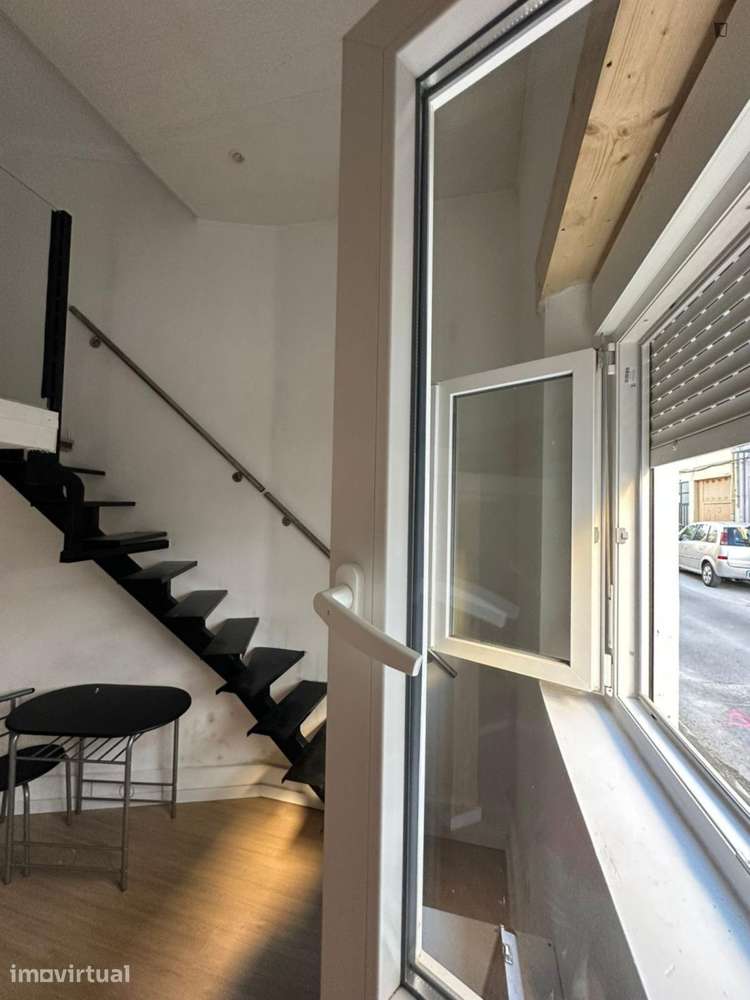 Quarto - localizado em Montes Claros Coimbra - Grande imagem: 3/29
