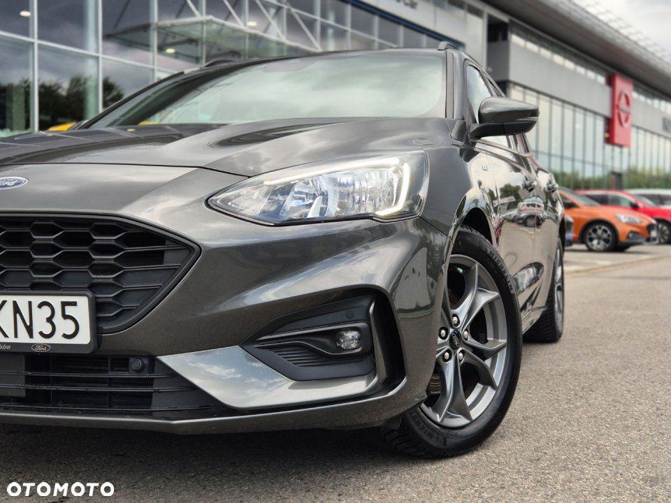 Ford Focus - 11