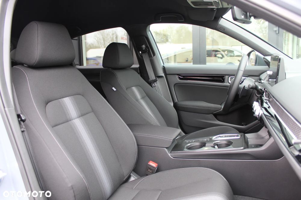 Honda Civic 2.0 i-MMD Elegance CVT - 16