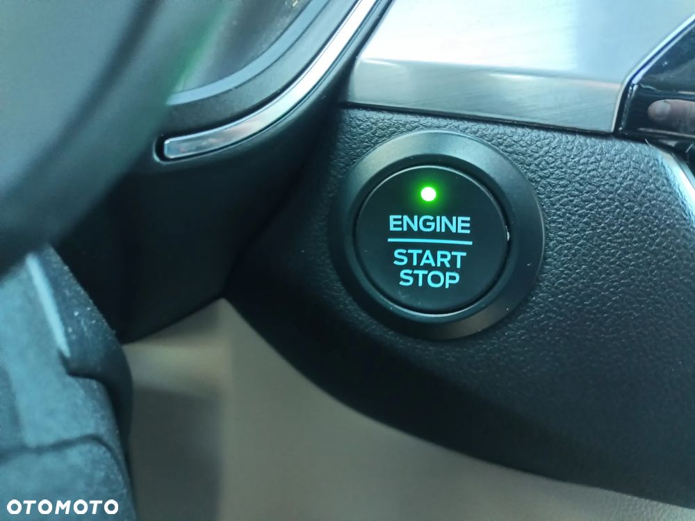 Ford Kuga 2.0 EcoBoost 4x4 Titanium - 28