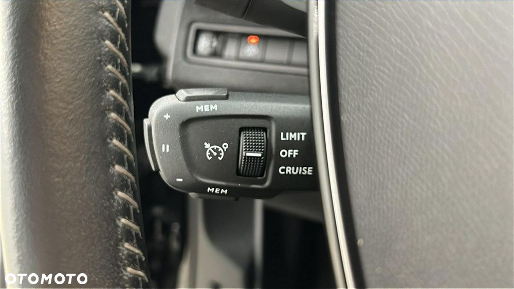 Peugeot 3008 - 26