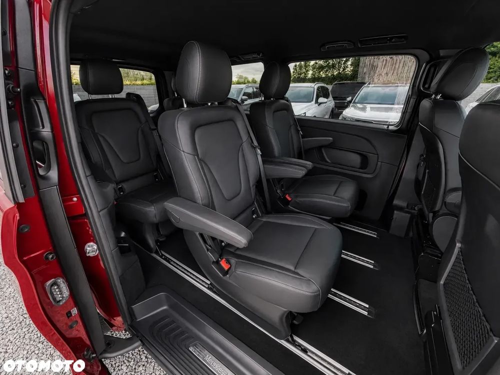Mercedes-Benz Klasa V 300 d lang 4Matic 9G-TRONIC Avantgarde Edition - 34