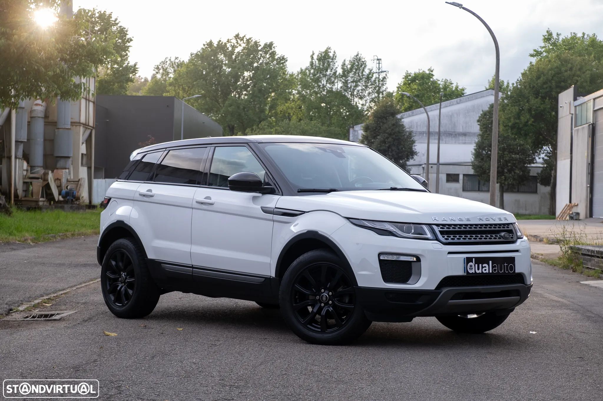 Land Rover Range Rover Evoque 2.0 eD4 SE - 1