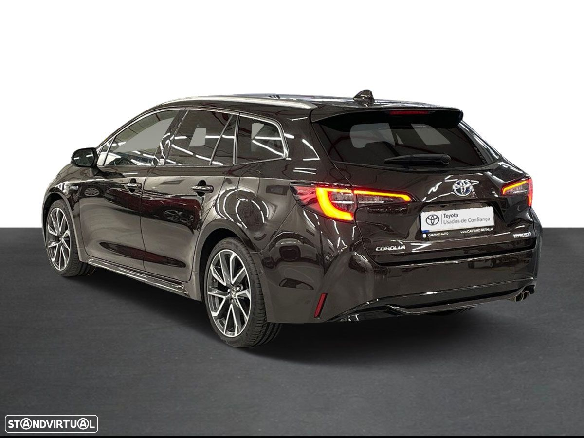 Toyota Corolla Touring Sports - 2