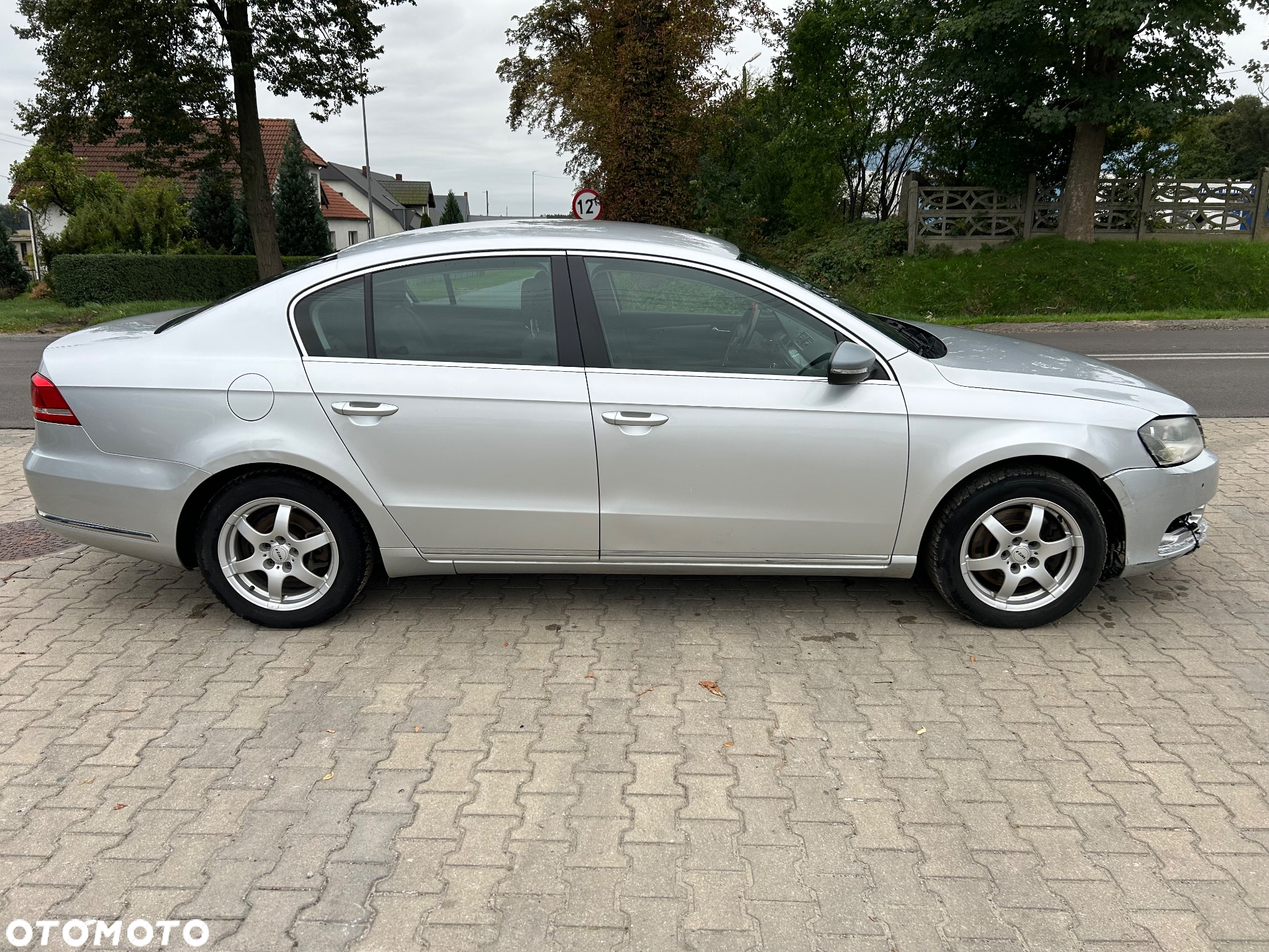 Volkswagen Passat - 7