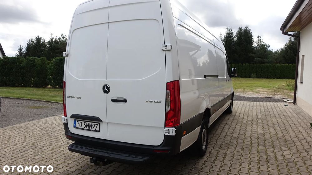 Mercedes-Benz SPRINTER - 5