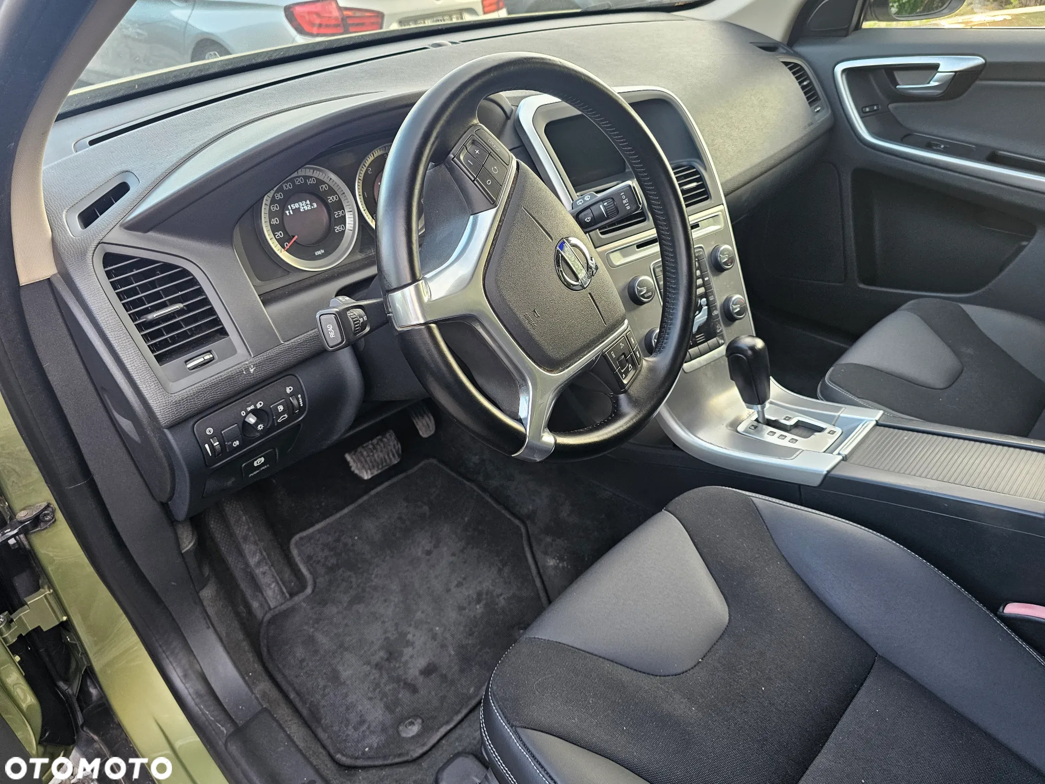 Volvo XC 60 2.4D AWD - 17