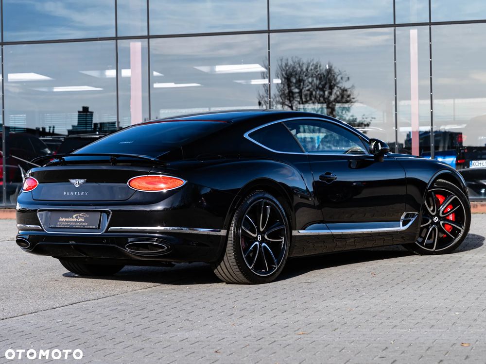 Bentley Continental GT - 13