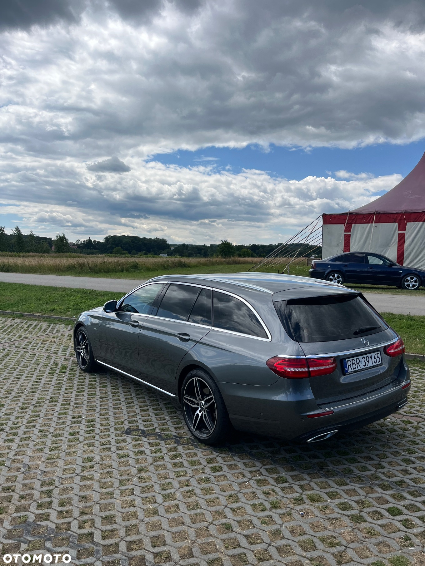 Mercedes-Benz Klasa E 220 d T 9G-TRONIC Sportstyle Edition - 20