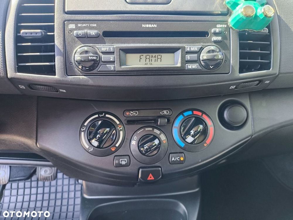 Nissan Micra - 10