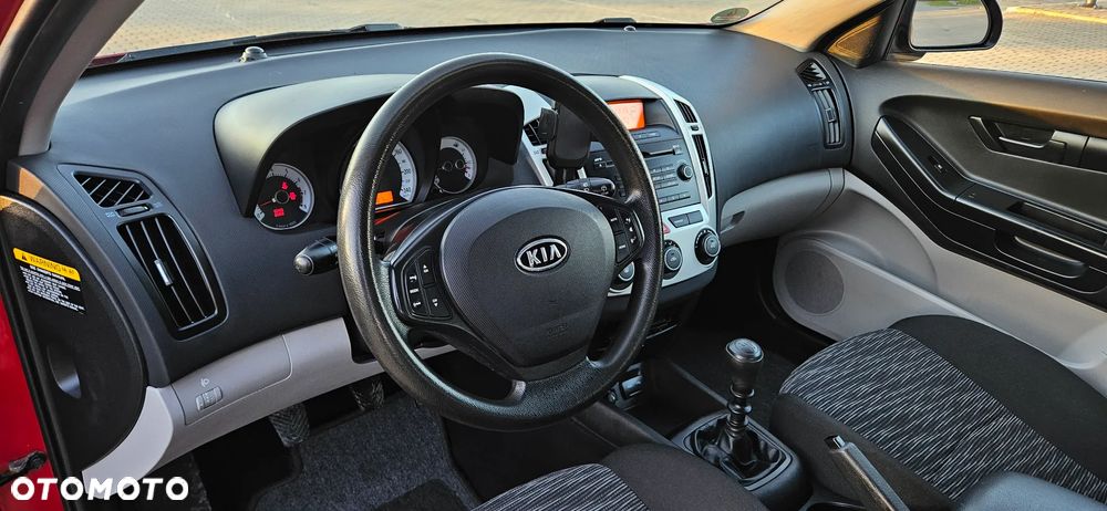 Kia ProCeed 1.4 Optimum + - 6