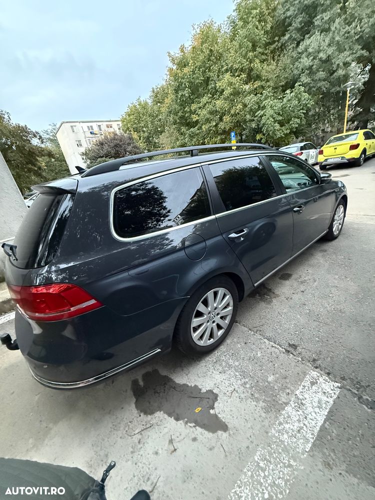 Volkswagen Passat Variant 1.6 TDI BlueMotion Technology DSG Comfortline - 4