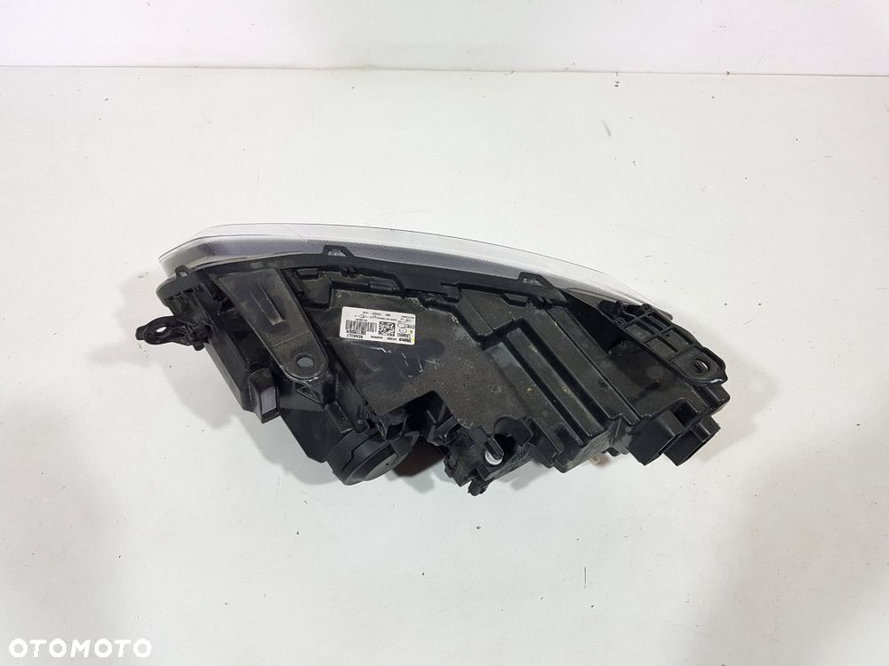 DACIA DUSTER II 2 LIFT LAMPA PRZÓD PRZEDNIA FULL LED PRAWA 260109550R EURO - 4