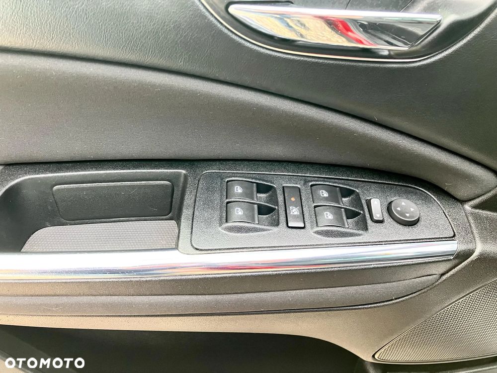 Lancia Delta 1.4 MultiAir 16v Silver - 29