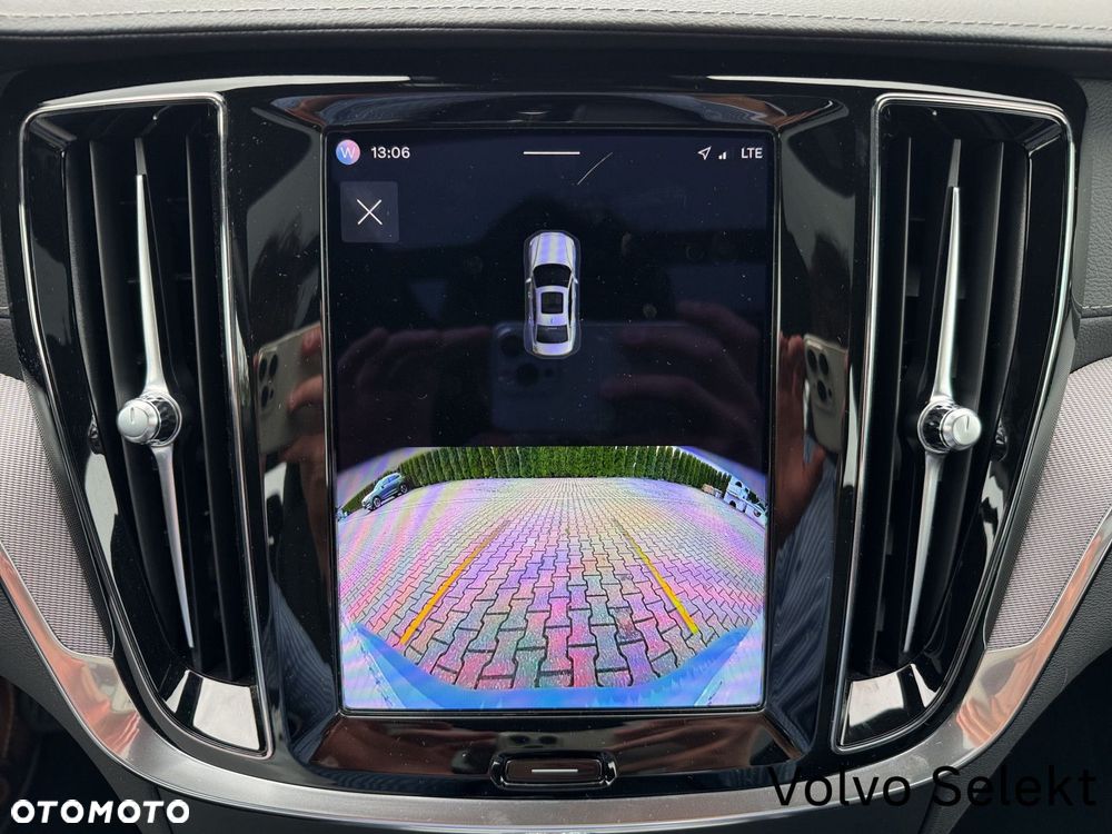 Volvo S60 B5 B AWD Ultimate Dark - 28