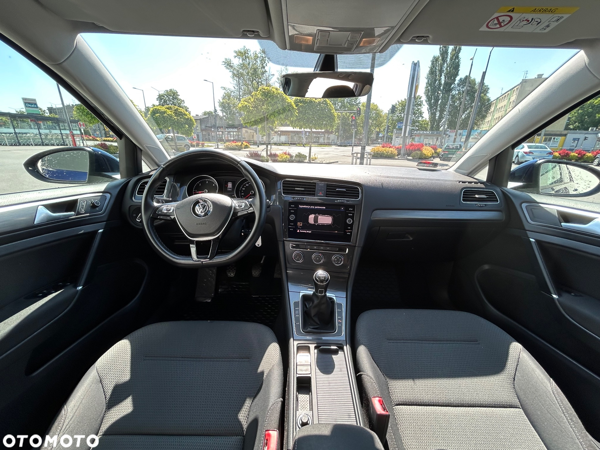 Volkswagen Golf VII 1.6 TDI BMT Comfortline - 9