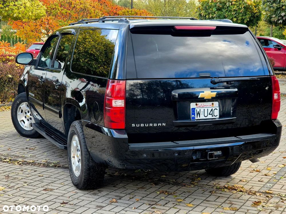 Chevrolet Suburban 5.3 LS 1500 4WD - 7