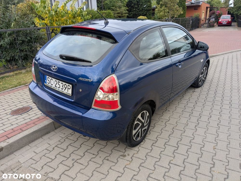 Hyundai Accent 2006 photo 4