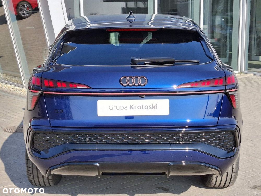 Audi Q3 Sportback - 5