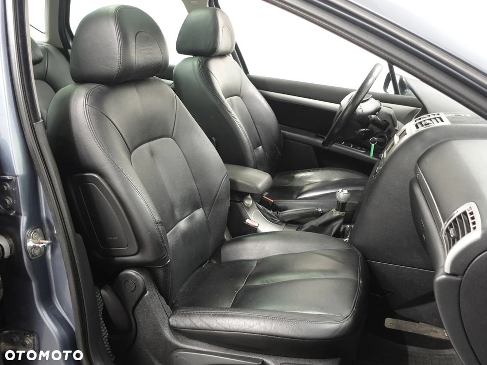Peugeot 407 - 27