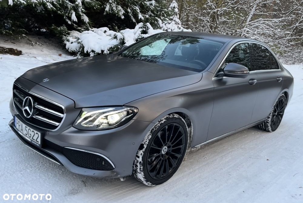 Mercedes-Benz Klasa E 200 d Business Edition 9G-TRONIC - 1