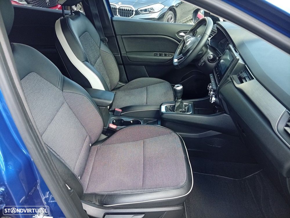 Renault Captur 1.0 TCe Intens Bi-Fuel - 27