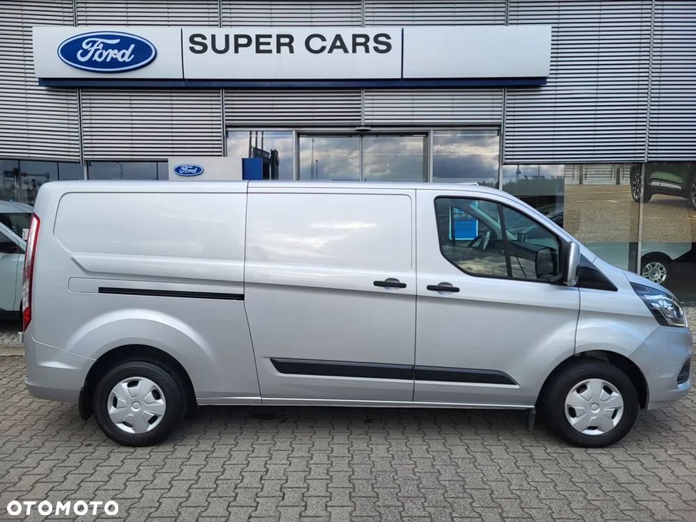 Ford TRANSIT CUSTOM - 9