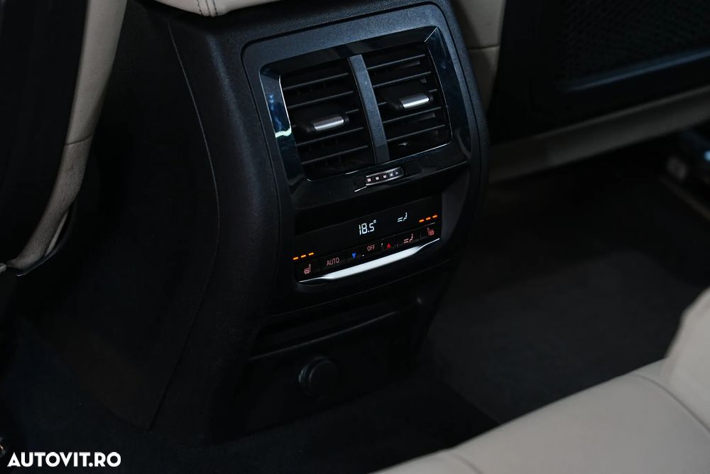 BMW X4 M M40d - 33