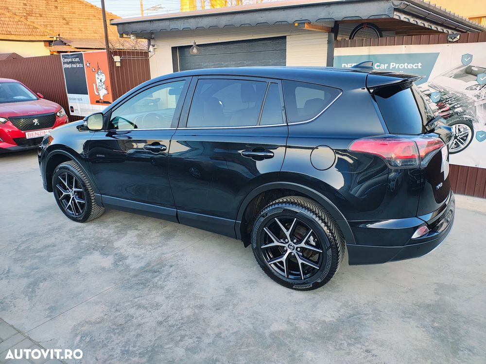 Toyota RAV4 2.0 D-4D 4x2 Start-Stop Executive - 28