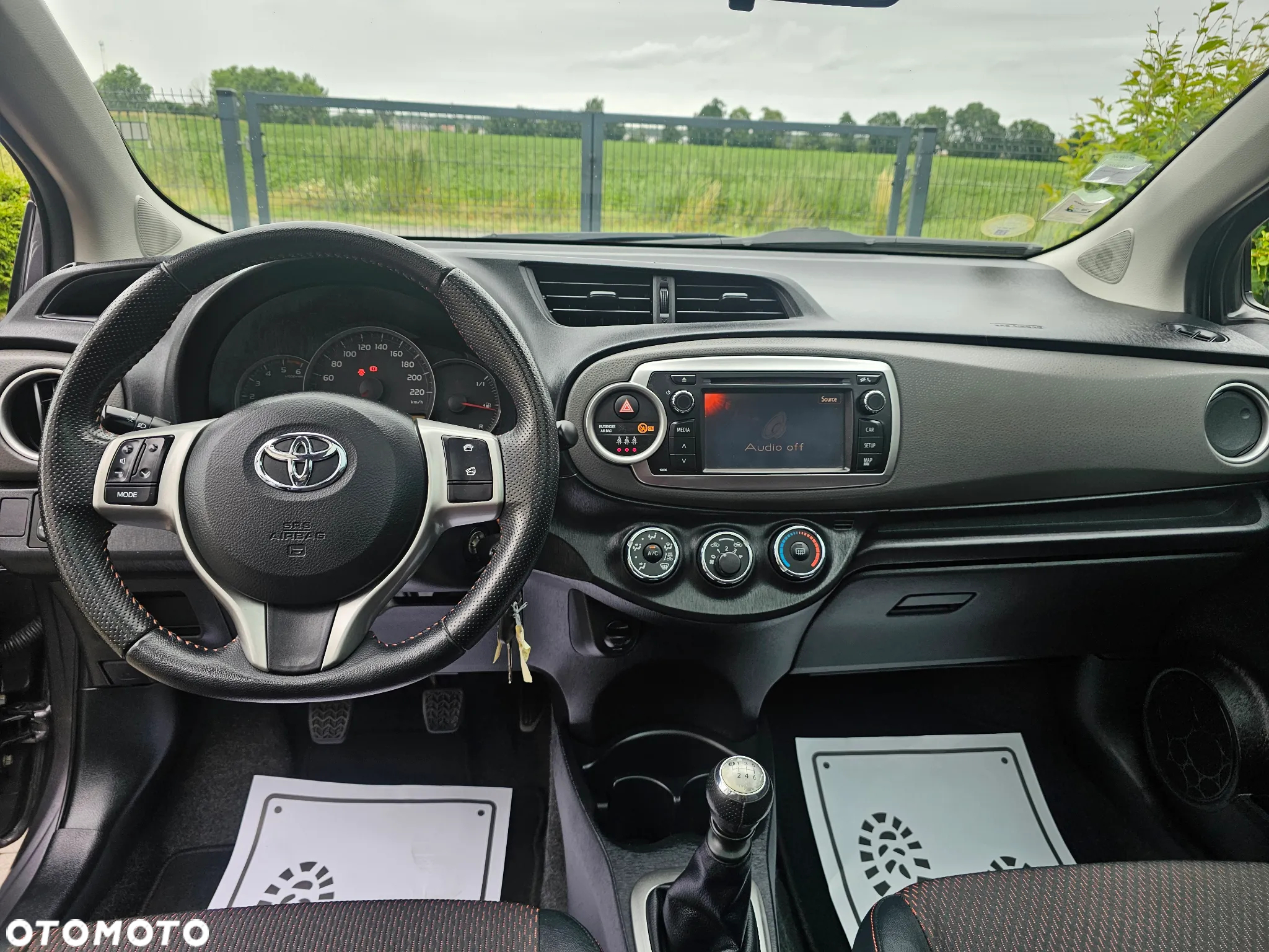 Toyota Yaris 1.4 D-4D Sol - 8