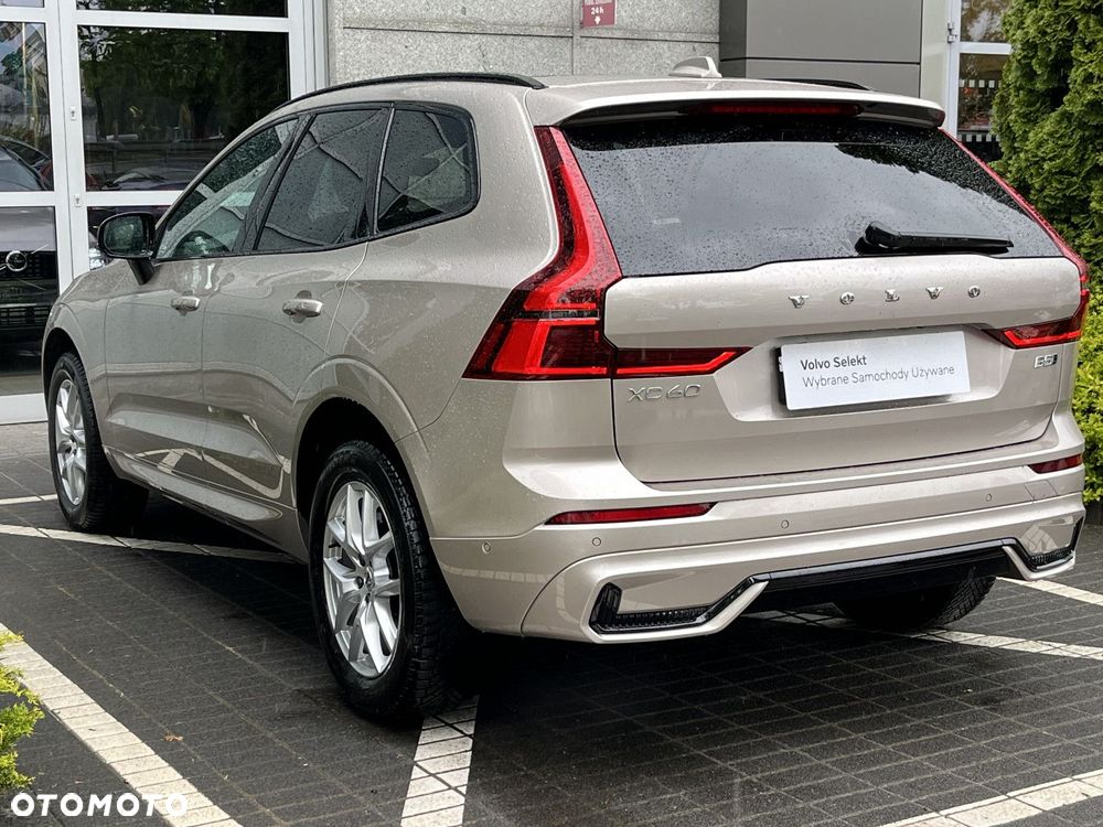 Volvo XC 60 - 8