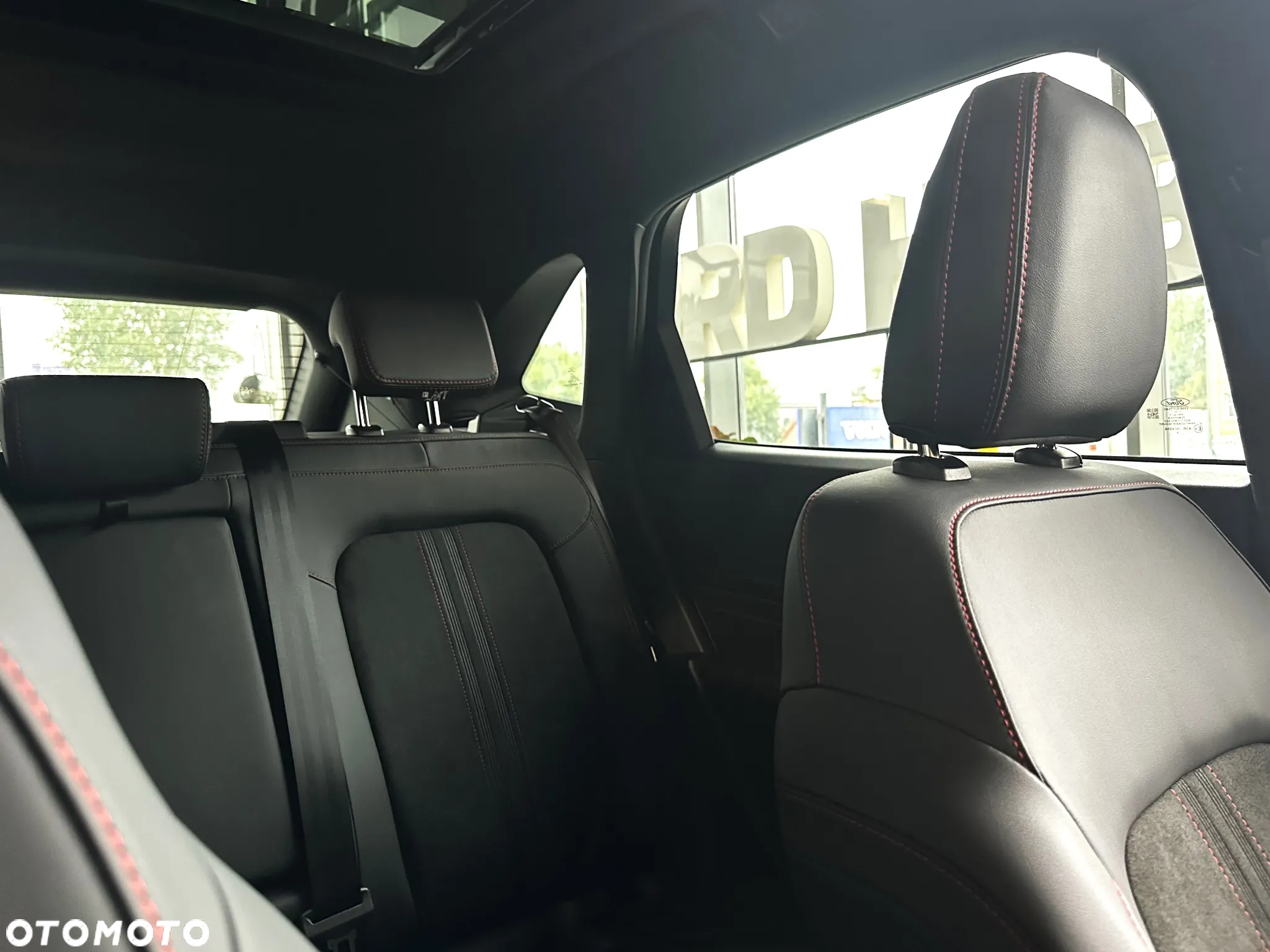 Ford Kuga 2.5 FHEV AWD ST-Line X - 15