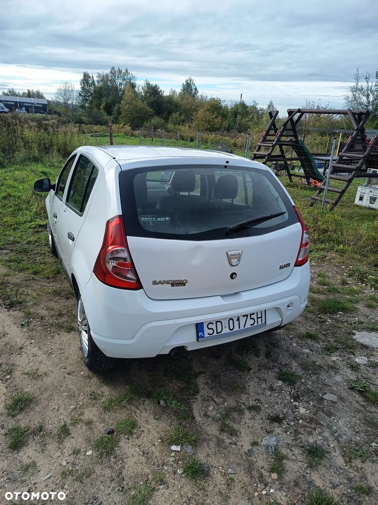 Dacia Sandero - 3