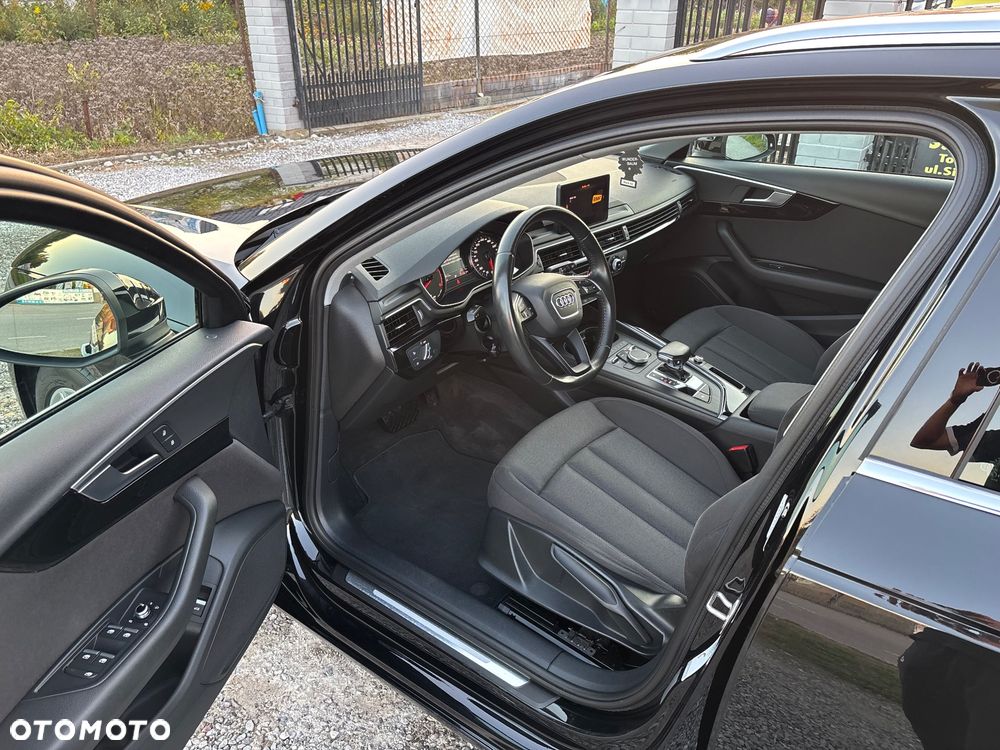 Audi A4 Avant - 6