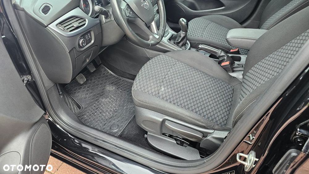 Opel Astra IV 1.6 CDTI Sport - 18