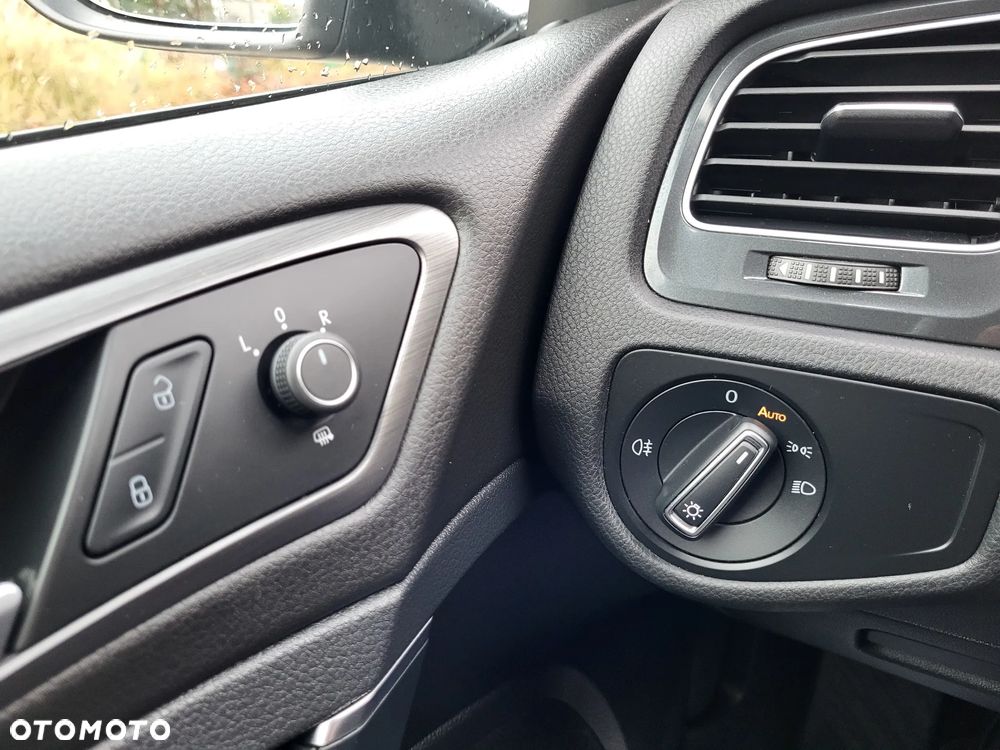 Volkswagen Golf 1.5 TSI BlueMotion ACT Highline - 36